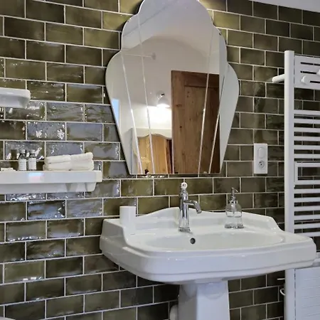 La Maison Chez Lisette Avec Piscine Et Terrain De Petanque Prive Au Bord De L'allier ! Dom wakacyjny Mazeyrat-d'Allier