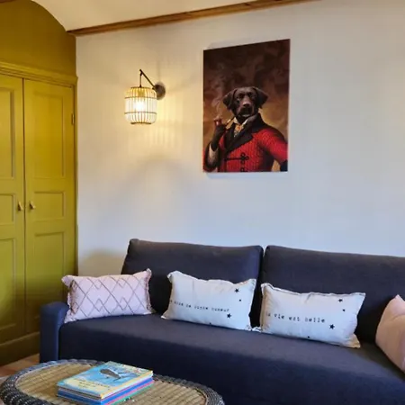 La Maison Chez Lisette Avec Piscine Et Terrain De Petanque Prive Au Bord De L'allier ! בית נופש