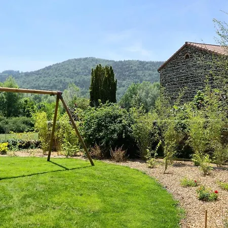 La Maison Chez Lisette Avec Piscine Et Terrain De Petanque Prive Au Bord De L'allier ! Mazeyrat-d'Allier